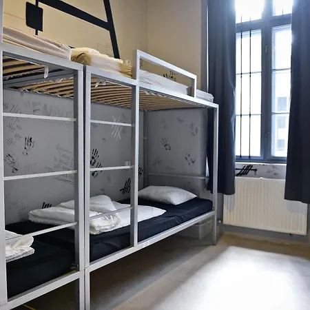 Hostel Lol Boutique Center *