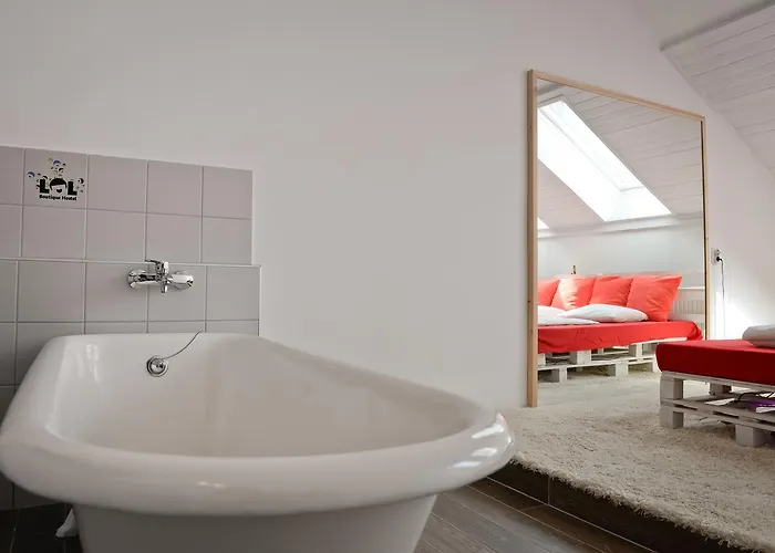 Lol Boutique Center Hostel