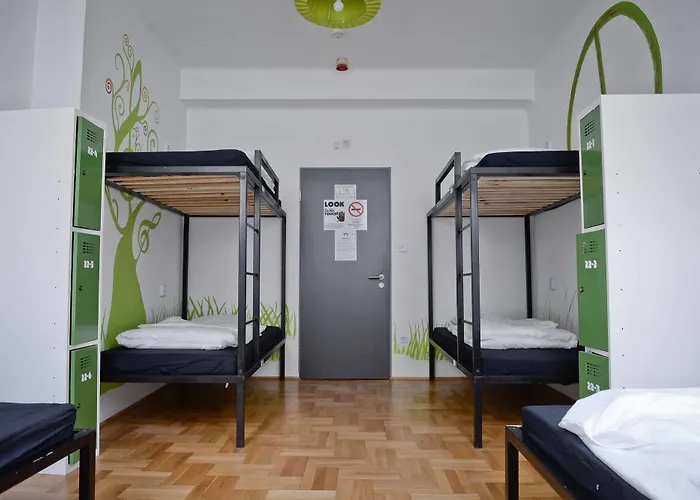 Hostel Lol Boutique Center