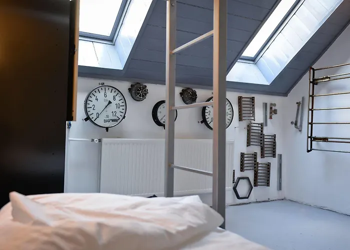 Lol Boutique Center Hostel *