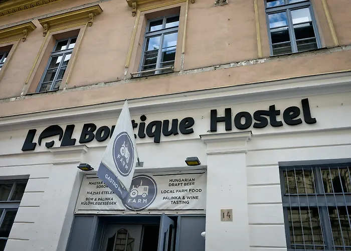 Hostel Lol Boutique Center *