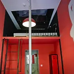 Lol Boutique Center Hostel