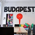 Lol Boutique Center * Budapest