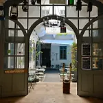 Lol Boutique Center