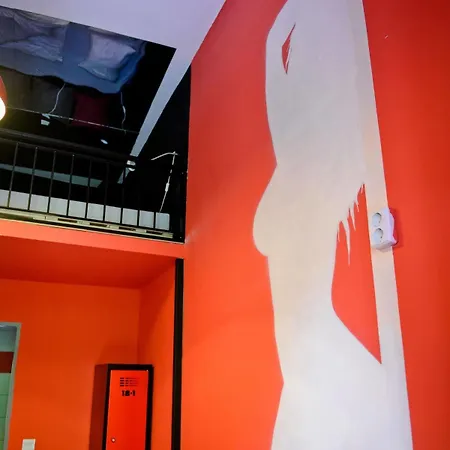 Lol Boutique Center * Budapešť